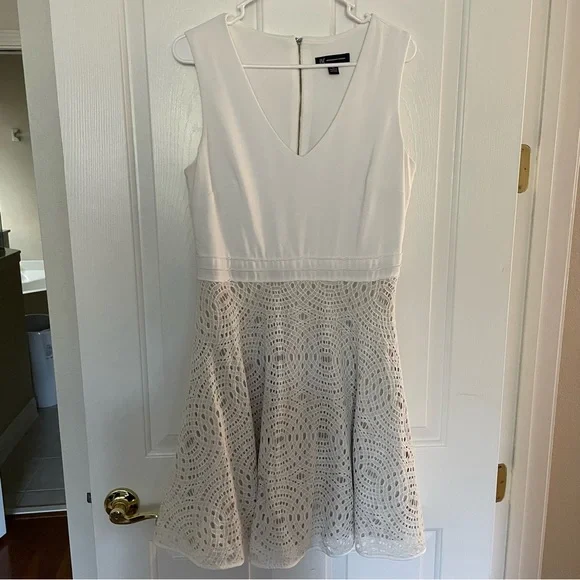 Women’s Dress - Picture 2 of 3